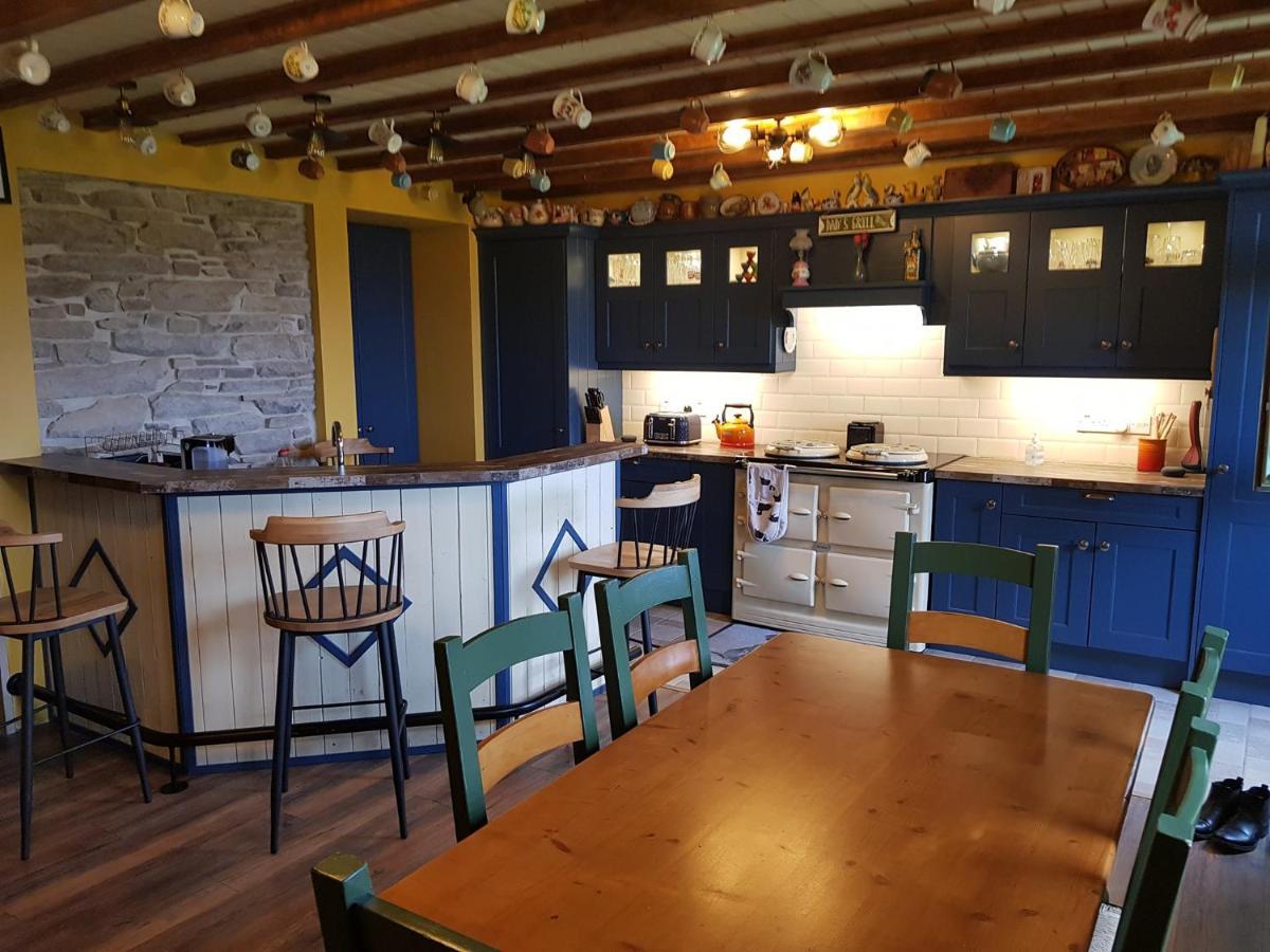 Traditional Irish Farmhouse Annascaul Экстерьер фото