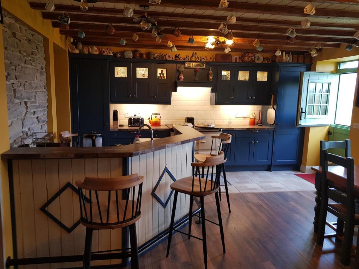 Traditional Irish Farmhouse Annascaul Экстерьер фото